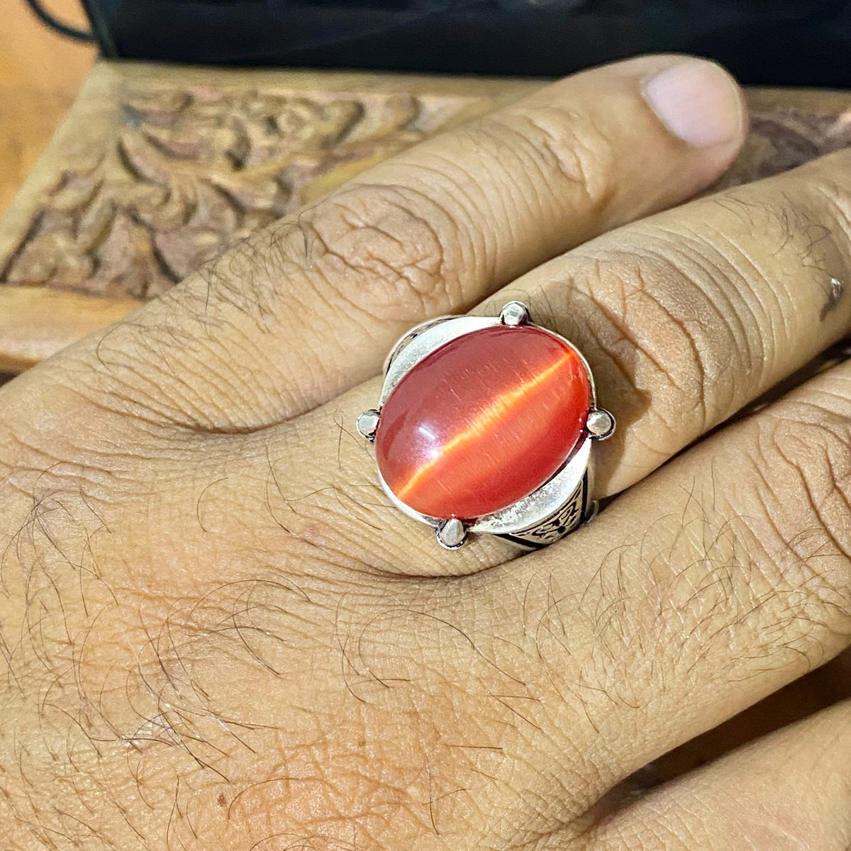 Handcrafted 925 Sterling Silver Luxury Men's Ring with Natural Red Cat's Eye Gemstone