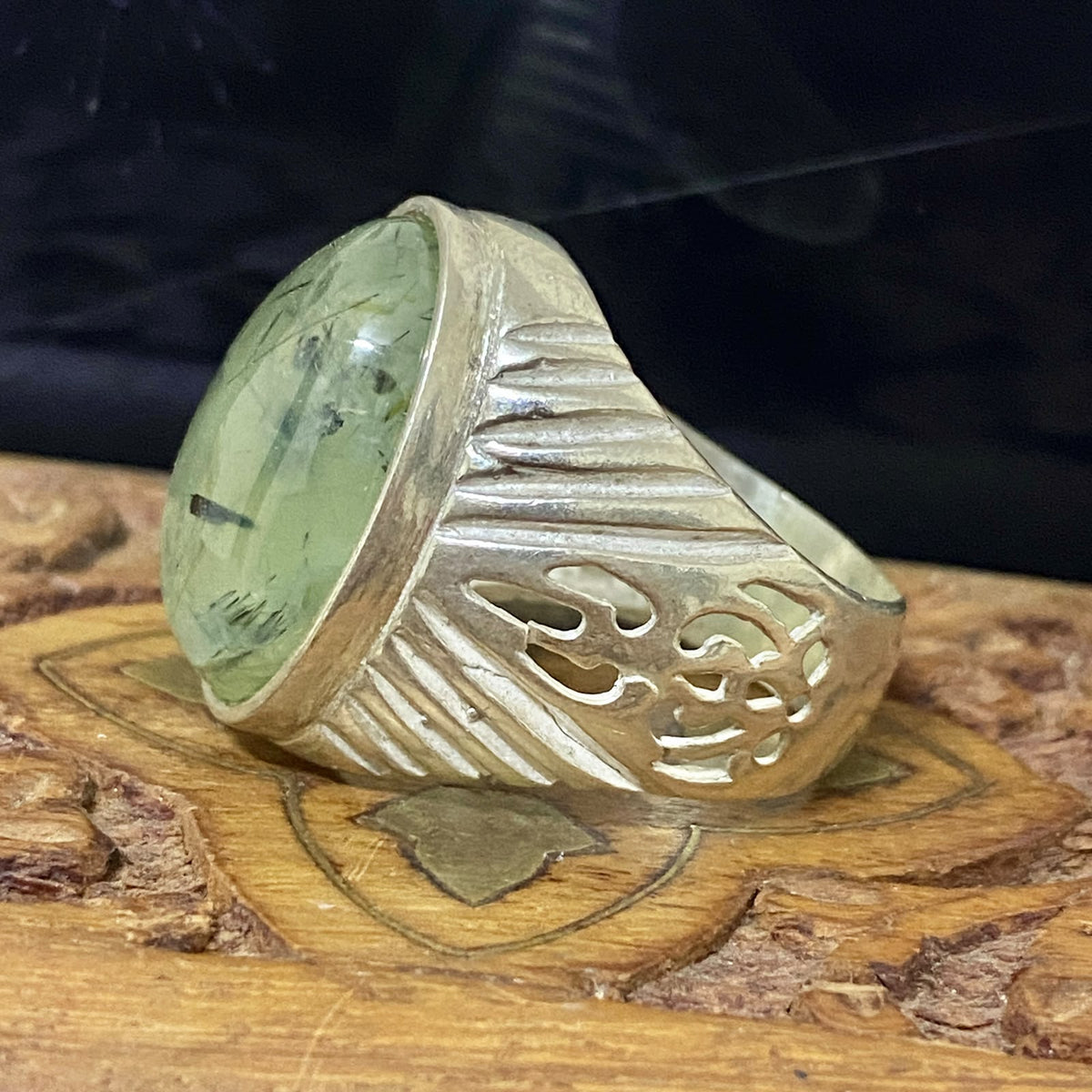 Handmade Natural Prehnite Gemstone Men's Ring, Solid 925 Sterling Silver, Vintage Style Fine Jewelry, Middle Eastern Artisan Craftsmanship