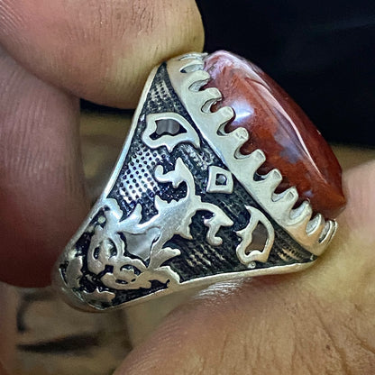 Luxury Natural Yemeni Blood Red Agate Aqeeq Men's Ring, Solid 925 Sterling Silver, Vintage Style Fine Jewelry, Middle Eastern Artisan Craftsmanship