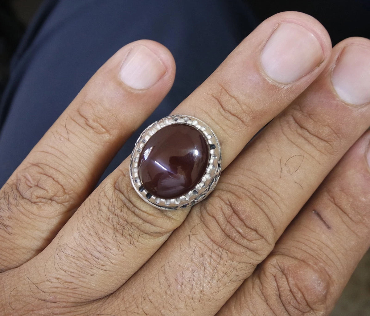 Natural Yemeni Black and White Banded Agate Mens Ring | 925 Sterling Silver جزع بقراني (Copy)