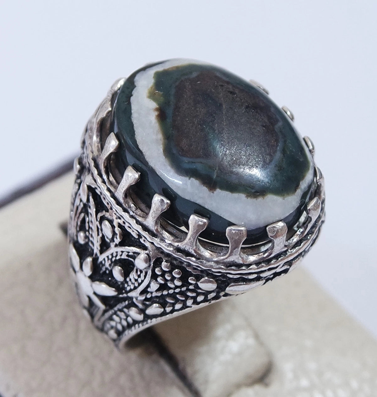 Handmade 925 Sterling Silver Mens Ring Natural Yemeni Eye Agate Baqarani Aqeeq