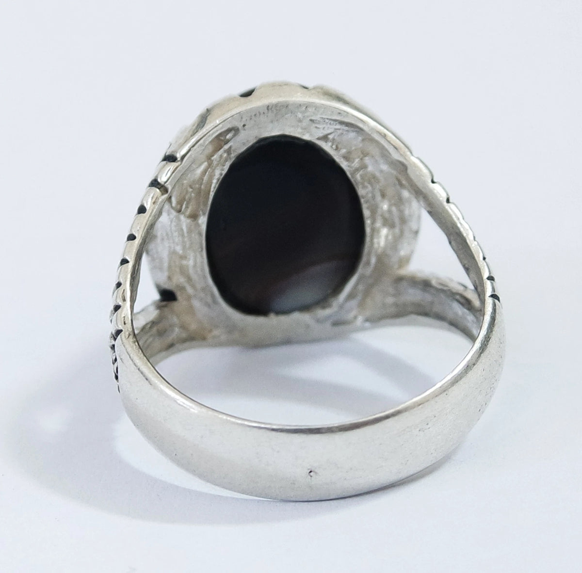 Natural Yemeni Black and White Banded Agate Mens Ring | 925 Sterling Silver جزع بقراني